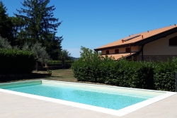 SOFIGNANO SPLENDIDA VILLA DI 450 MQ CON PISCINA