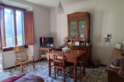 TERRATETTO 160 MQ CON GIARDINO GARAGE E DEPOSITO